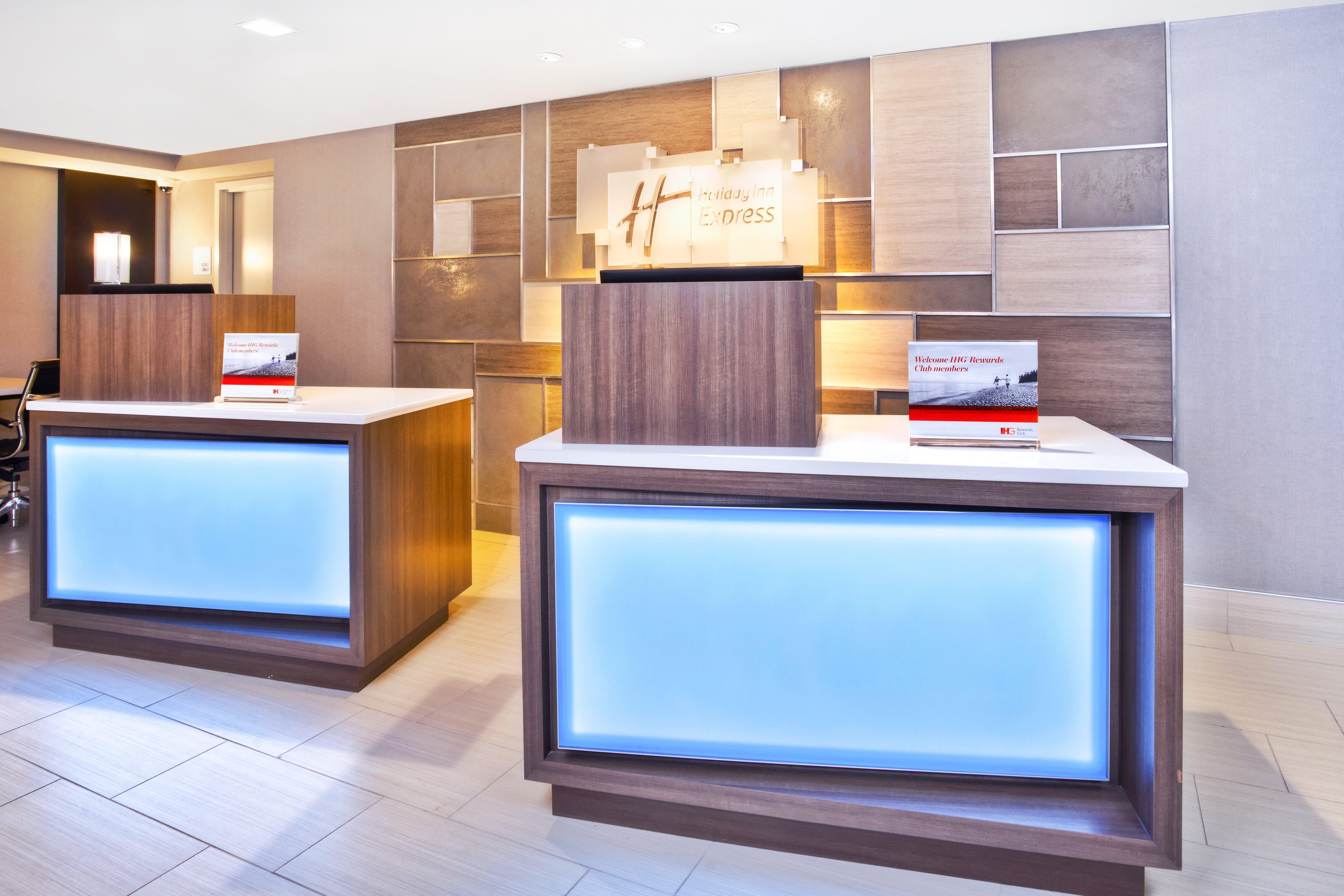 Holiday Inn Express Boston-Waltham By Ihg Экстерьер фото